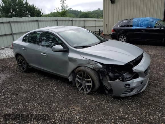 2017 Volvo S60 Dynamic с VIN YV140MTL1H2431598, выставлен на аукционе Copart как лот 66429425 с пробегом 52 964 миль миль и Списание • Salvage title. История ставок и продаж доступна на DreamBid. Изображение 4.