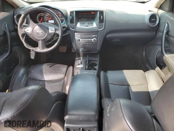 2014 Nissan Maxima SV with VIN 1N4AA5AP3EC452823, listed as a Copart auction lot 68180105 with 84,991 mi miles and Salvage title. Bid and sale history available at DreamBid. Image 8.