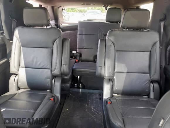 2021 Chevrolet Tahoe LT z VIN 1GNSCNKDXMR377599, wystawiony jako Copart lot #68532225 z przebiegiem 124 686 mil mil oraz Szkoda całkowita • Salvage title. Historia ofert i sprzedaży dostępna na DreamBid. Obrazek 10.