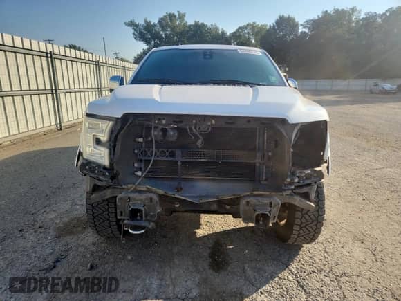 2015 Ford F-150 XLT z VIN 1FTEW1EFXFFB38142, wystawiony jako Copart lot #84746715 z przebiegiem 197 033 mil mil oraz Szkoda całkowita • Salvage title. Historia ofert i sprzedaży dostępna na DreamBid. Obrazek 5.