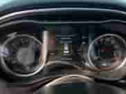 2017 Dodge Challenger 392 Hemi Scat Pack Shaker z VIN 2C3CDZFJ5HH594585, wystawiony jako Copart lot #70566905 z przebiegiem 85 780 mil mil oraz Czysty tytuł • Clean title. Historia ofert i sprzedaży dostępna na DreamBid. Obrazek 9.