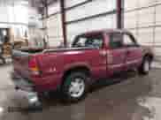 2005 GMC Sierra 1500 SLE with VIN 2GTEK19B551288460, listed as a IAAI auction lot 41543395 with 303,314 mi miles and . Bid and sale history available at DreamBid. Image 4.