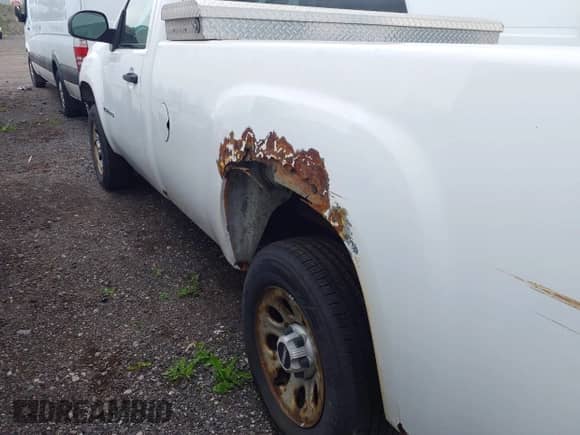 2007 GMC Sierra 1500 Work Truck с VIN 1GTEC14037Z600126, выставлен на аукционе IAAI как лот 42245828 с пробегом 161 412 миль миль и . История ставок и продаж доступна на DreamBid. Изображение 6.