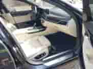 2020 BMW 7 Series 740i z VIN WBA7T2C09LCD15654, wystawiony jako IAAI lot #43329608 z przebiegiem 66 514 mil mil oraz . Historia ofert i sprzedaży dostępna na DreamBid. Obrazek 5.