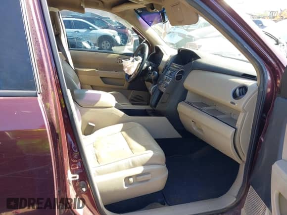 2013 Honda Pilot EX-L with VIN 5FNYF4H55DB040980, listed as a IAAI auction lot 42831295 with Not provided miles and . Bid and sale history available at DreamBid. Image 5.