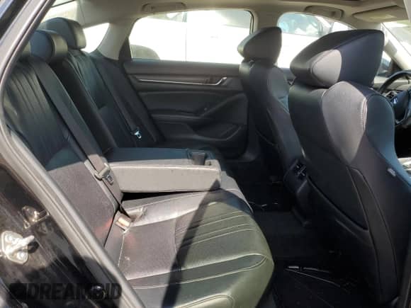 2018 Honda Accord Touring с VIN 1HGCV1F93JA120673, выставлен на аукционе Copart как лот 55465695 с пробегом 137 484 миль миль и Списание • Salvage title. История ставок и продаж доступна на DreamBid. Изображение 10.