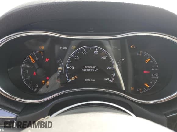 2021 Jeep Grand Cherokee Trailhawk z VIN 1C4RJFLG5MC565316, wystawiony jako Copart lot #60751955 z przebiegiem 69 261 mil mil oraz Szkoda całkowita • Salvage title. Historia ofert i sprzedaży dostępna na DreamBid. Obrazek 9.