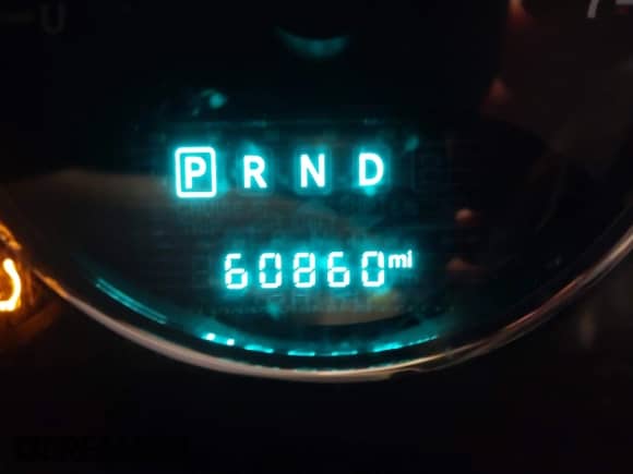 2015 Jeep Wrangler Rubicon Hard Rock z VIN 1C4BJWCG3FL568848, wystawiony jako IAAI lot #42243059 z przebiegiem 60 860 mil mil oraz . Historia ofert i sprzedaży dostępna na DreamBid. Obrazek 15.