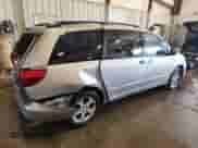 2005 Toyota Sienna LE with VIN 5TDBA23C75S043164, listed as a Copart auction lot 71073695 with 232,987 mi miles and Non repairable. Bid and sale history available at DreamBid. Image 3.