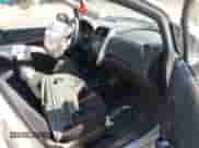 2015 Nissan Note SV z VIN 3N1CE2CP8FL387141, wystawiony jako IAAI lot #42407924 z przebiegiem 216 756 mil mil oraz . Historia ofert i sprzedaży dostępna na DreamBid. Obrazek 5.