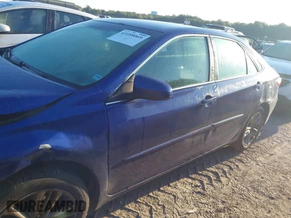 2015 Toyota Camry SE z VIN 4T1BF1FK8FU937469, wystawiony jako IAAI lot #43188069 z przebiegiem 170 041 mil mil oraz . Historia ofert i sprzedaży dostępna na DreamBid. Obrazek 14.