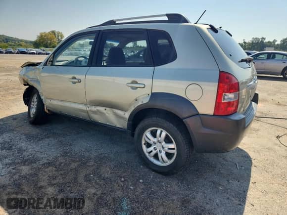 2008 Hyundai Tucson SE с VIN KM8JN72D98U769109, выставлен на аукционе Copart как лот 80903575 с пробегом 151 053 миль миль и На запчасти • Non repairable. История ставок и продаж доступна на DreamBid. Изображение 2.