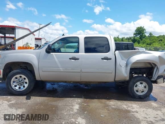 2009 GMC Sierra 1500 SL с VIN 3GTEC13C39G113409, выставлен на аукционе IAAI как лот 42235074 с пробегом 149 639 миль миль и . История ставок и продаж доступна на DreamBid. Изображение 14.