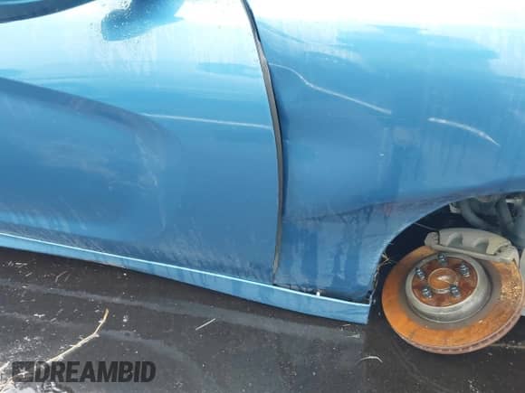 2020 Dodge Charger R/T with VIN 2C3CDXCT4LH183312, listed as a IAAI auction lot 42936823 with 94,469 mi miles and . Bid and sale history available at DreamBid. Image 18.