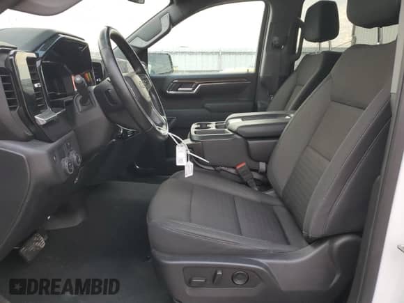 2025 Chevrolet Silverado 1500 LT с VIN 3GCPACEDXSG146929, выставлен на аукционе Copart как лот 86879365 с пробегом 38 435 миль миль и Чистый • Clean title. История ставок и продаж доступна на DreamBid. Изображение 7.