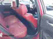 2013 Chrysler 300 S с VIN 2C3CCABG0DH575130, выставлен на аукционе IAAI как лот 41769045 с пробегом 61 710 миль миль и . История ставок и продаж доступна на DreamBid. Изображение 8.