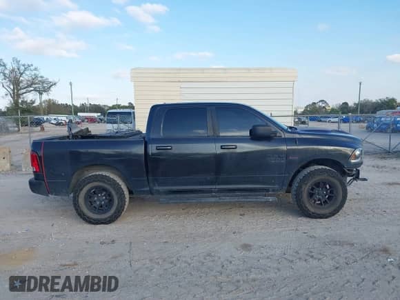 2016 Ram 1500 Rebel с VIN 1C6RR7YT7GS390945, выставлен на аукционе IAAI как лот 41642300 с пробегом 107 558 миль миль и . История ставок и продаж доступна на DreamBid. Изображение 14.