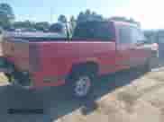 1995 GMC Sierra 1500 z VIN 2GTEC19K1S1587792, wystawiony jako IAAI lot #42213611 z przebiegiem 277 079 mil mil oraz . Historia ofert i sprzedaży dostępna na DreamBid. Obrazek 4.