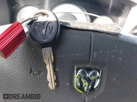 2005 Dodge Dakota ST with VIN 1D7HW22K75S294445, listed as a IAAI auction lot 41527655 with 112,155 mi miles and . Bid and sale history available at DreamBid. Image 11.