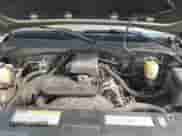 1999 Chevrolet Silverado 1500 Work Truck z VIN 1GCEK14V8XE220009, wystawiony jako IAAI lot #42893588 z przebiegiem 120 976 mil mil oraz . Historia ofert i sprzedaży dostępna na DreamBid. Obrazek 10.