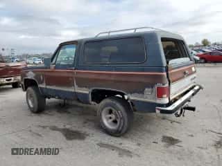 1985 Chevrolet Blazer K10 Utility HT с VIN 1G8EK18H9FF210273, выставлен на аукционе Copart как лот 79809564 с пробегом 50 509 миль миль и Чистый • Clean title. История ставок и продаж доступна на DreamBid. Изображение 2.