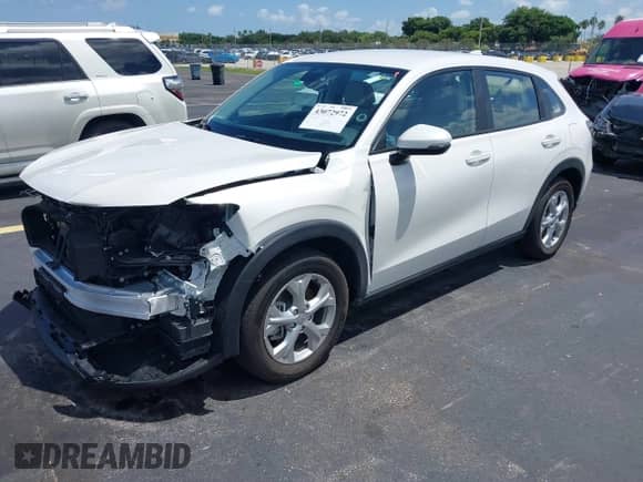 2025 Honda HR-V LX with VIN 3CZRZ1H30SM734164, listed as a IAAI auction lot 43072972 with 3,663 mi miles and . Bid and sale history available at DreamBid. Image 2.