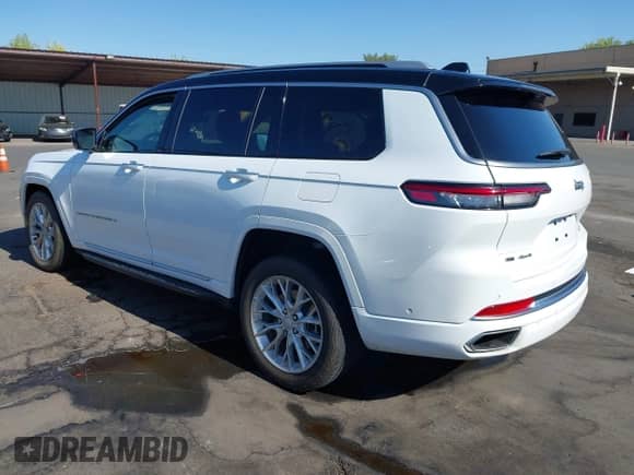 2021 Jeep Grand Cherokee Summit Reserve with VIN 1C4RJKEG7M8131925, listed as a IAAI auction lot 43111996 with 36,997 mi miles and . Bid and sale history available at DreamBid. Image 3.