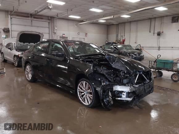 2023 BMW 3 Series 330i xDrive with VIN 3MW89FF00P8D57937, listed as a IAAI auction lot 43081403 with 19,195 mi miles and . Bid and sale history available at DreamBid. Image 1.