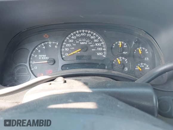 2005 Chevrolet Silverado 1500 LS z VIN 2GCEC19V951364379, wystawiony jako IAAI lot #43260409 z przebiegiem 160 813 mil mil oraz . Historia ofert i sprzedaży dostępna na DreamBid. Obrazek 7.