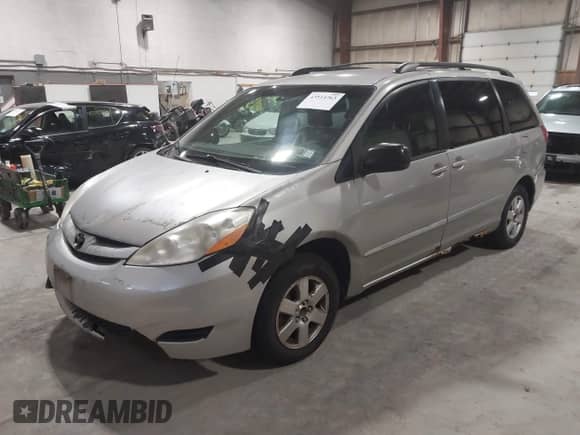 2008 Toyota Sienna LE with VIN 5TDZK23C78S186471, listed as a IAAI auction lot 43514763 with 184,389 mi miles and . Bid and sale history available at DreamBid. Image 2.