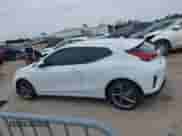 2020 Hyundai Veloster 2.0 z VIN KMHTG6AF1LU025660, wystawiony jako IAAI lot #41366411 z przebiegiem 86 254 mil mil oraz . Historia ofert i sprzedaży dostępna na DreamBid. Obrazek 14.