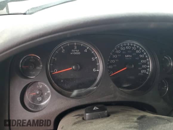 2011 Chevrolet Silverado 1500 LTZ z VIN 1GCRKTE3XBZ172556, wystawiony jako Copart lot #65977755 z przebiegiem Nie podano mil oraz Szkoda całkowita • Salvage title. Historia ofert i sprzedaży dostępna na DreamBid. Obrazek 9.
