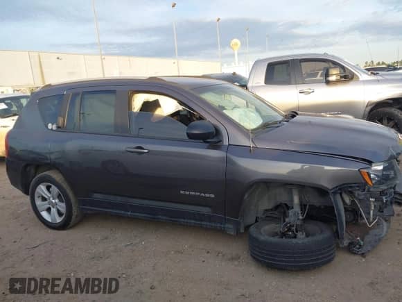 2017 Jeep Compass Sport с VIN 1C4NJCBA0HD146641, выставлен на аукционе IAAI как лот 41091501 с пробегом Не указан миль и . История ставок и продаж доступна на DreamBid. Изображение 12.