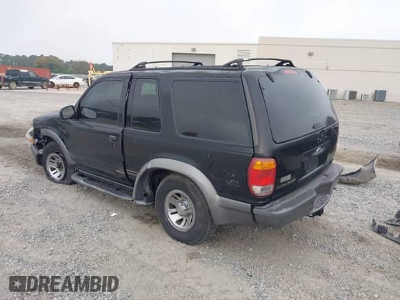 2000 Ford Explorer Sport с VIN 1FMYU60E0YUA32680, выставлен на аукционе IAAI как лот 43313986 с пробегом 286 978 миль миль и . История ставок и продаж доступна на DreamBid. Изображение 3.