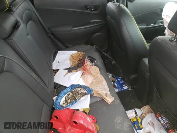 2020 Hyundai Kona Limited с VIN KM8K33A59LU464263, выставлен на аукционе Copart как лот 61108762 с пробегом 19 614 миль миль и . История ставок и продаж доступна на DreamBid. Изображение 6.