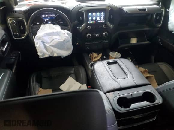 2021 GMC Sierra 1500 Denali z VIN 3GTU9FET0MG442081, wystawiony jako Copart lot #56964685 z przebiegiem 41 837 mil mil oraz Szkoda całkowita • Salvage title. Historia ofert i sprzedaży dostępna na DreamBid. Obrazek 8.