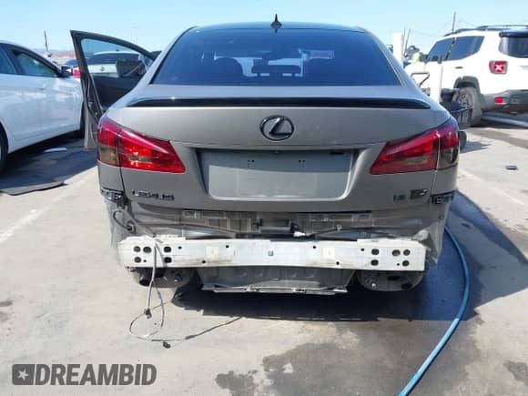 2009 Lexus IS F с VIN JTHBP262X95005858, выставлен на аукционе IAAI как лот 43405073 с пробегом 109 467 миль миль и . История ставок и продаж доступна на DreamBid. Изображение 6.