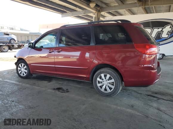 2009 Toyota Sienna CE с VIN 5TDZK23C39S283832, выставлен на аукционе Copart как лот 86717715 с пробегом 137 075 миль миль и Списание • Salvage title. История ставок и продаж доступна на DreamBid. Изображение 2.