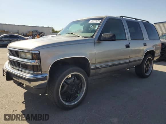 1999 Chevrolet Tahoe с VIN 1GNEK13R2XJ528764, выставлен на аукционе Copart как лот 68777125 с пробегом 146 601 миль миль и Списание • Salvage title. История ставок и продаж доступна на DreamBid. Изображение 1.