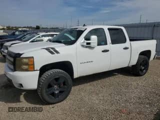 2008 Chevrolet Silverado 1500 1LT with VIN 3GCEK13J98G301870, listed as a Copart auction lot 84182415 with 218,570 mi miles and Salvage title. Bid and sale history available at DreamBid. Image 1.