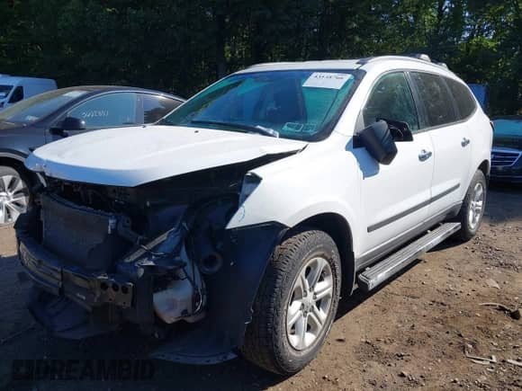 2016 Chevrolet Traverse LS с VIN 1GNKVFKD9GJ189000, выставлен на аукционе IAAI как лот 43138766 с пробегом 110 078 миль миль и . История ставок и продаж доступна на DreamBid. Изображение 2.