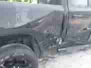 2023 Ram 1500 Big Horn z VIN 1C6RREBG8PN604579, wystawiony jako IAAI lot #42395022 z przebiegiem 61 150 mil mil oraz . Historia ofert i sprzedaży dostępna na DreamBid. Obrazek 6.