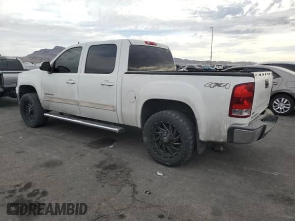2010 GMC Sierra 1500 SLT с VIN 3GTRKWE3XAG183055, выставлен на аукционе Copart как лот 81366215 с пробегом 137 324 миль миль и Списание • Salvage title. История ставок и продаж доступна на DreamBid. Изображение 2.