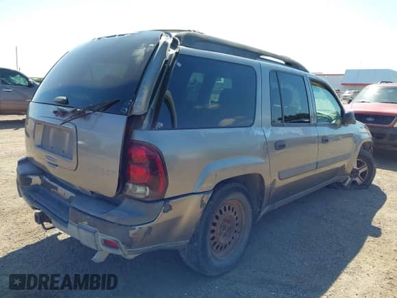 2005 Chevrolet TrailBlazer LT с VIN 1GNES16S956148156, выставлен на аукционе IAAI как лот 43356481 с пробегом 255 583 миль миль и . История ставок и продаж доступна на DreamBid. Изображение 4.