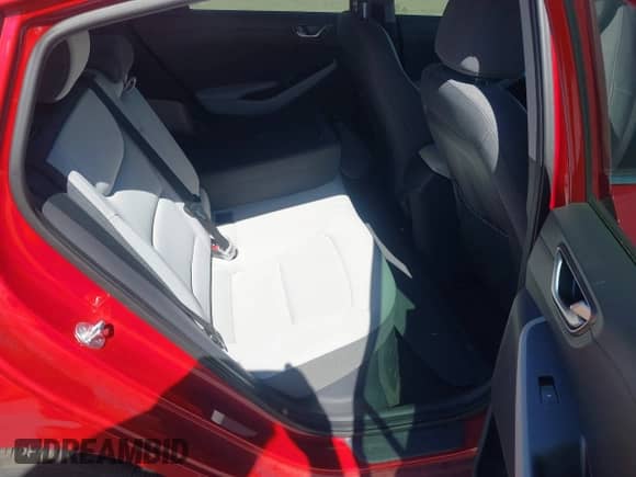 2021 Hyundai Ioniq SE с VIN KMHC75LC4MU251111, выставлен на аукционе IAAI как лот 42132789 с пробегом 24 133 миль миль и . История ставок и продаж доступна на DreamBid. Изображение 8.