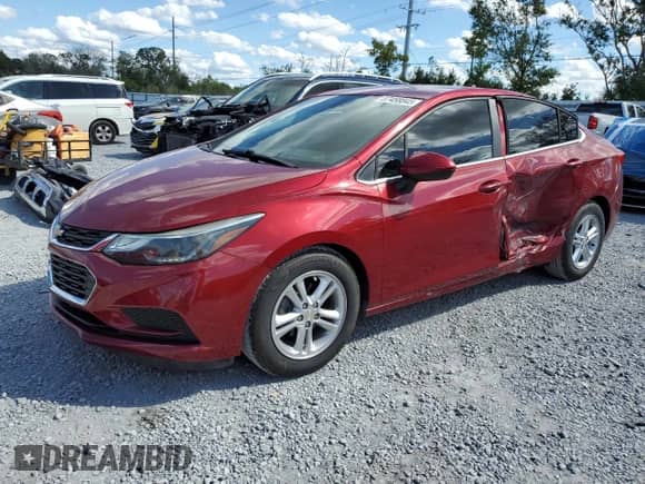 2018 Chevrolet Cruze LT с VIN 1G1BE5SM5J7100488, выставлен на аукционе Copart как лот 87458845 с пробегом 62 366 миль миль и Списание • Salvage title. История ставок и продаж доступна на DreamBid. Изображение 1.