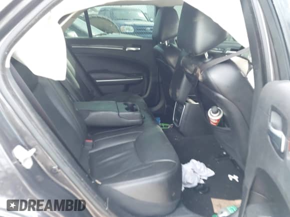 2022 Chrysler 300 Touring L с VIN 2C3CCADG7NH158859, выставлен на аукционе IAAI как лот 42646713 с пробегом 46 177 миль миль и . История ставок и продаж доступна на DreamBid. Изображение 8.