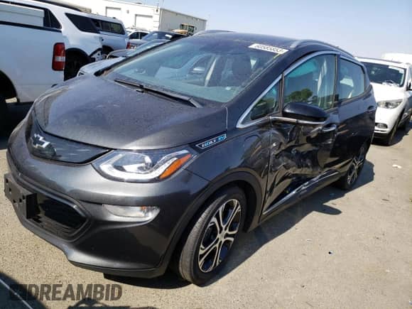 2018 Chevrolet Bolt EV Premier z VIN 1G1FX6S09J4135406, wystawiony jako Copart lot #60585853 z przebiegiem 30 271 mil mil oraz . Historia ofert i sprzedaży dostępna na DreamBid. Obrazek 1.