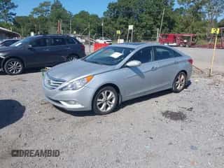 2011 Hyundai Sonata Limited z VIN 5NPEC4AC5BH155341, wystawiony jako IAAI lot #43353512 z przebiegiem 235 457 mil mil oraz . Historia ofert i sprzedaży dostępna na DreamBid. Obrazek 2.