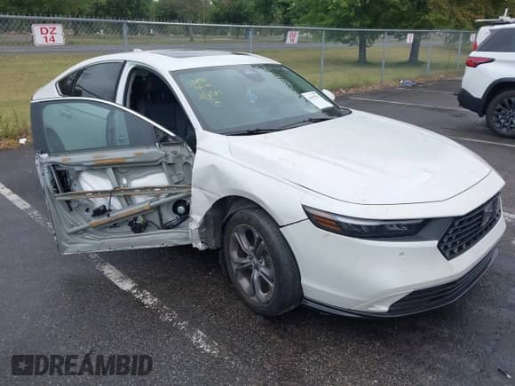2023 Honda Accord EX-L with VIN 1HGCY2F60PA069600, listed as a IAAI auction lot 43195791 with 27,136 mi miles and . Bid and sale history available at DreamBid. Image 1.